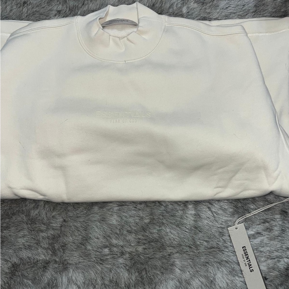 Fear of God Essentials Mockneck ‘Wheat’ (Size XS) — New with Tags